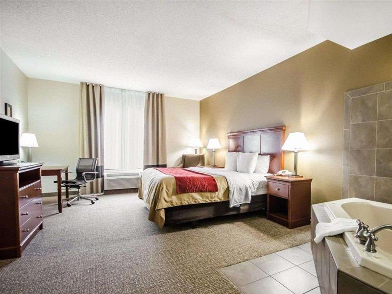 Comfort Inn Луисвил Екстериор снимка