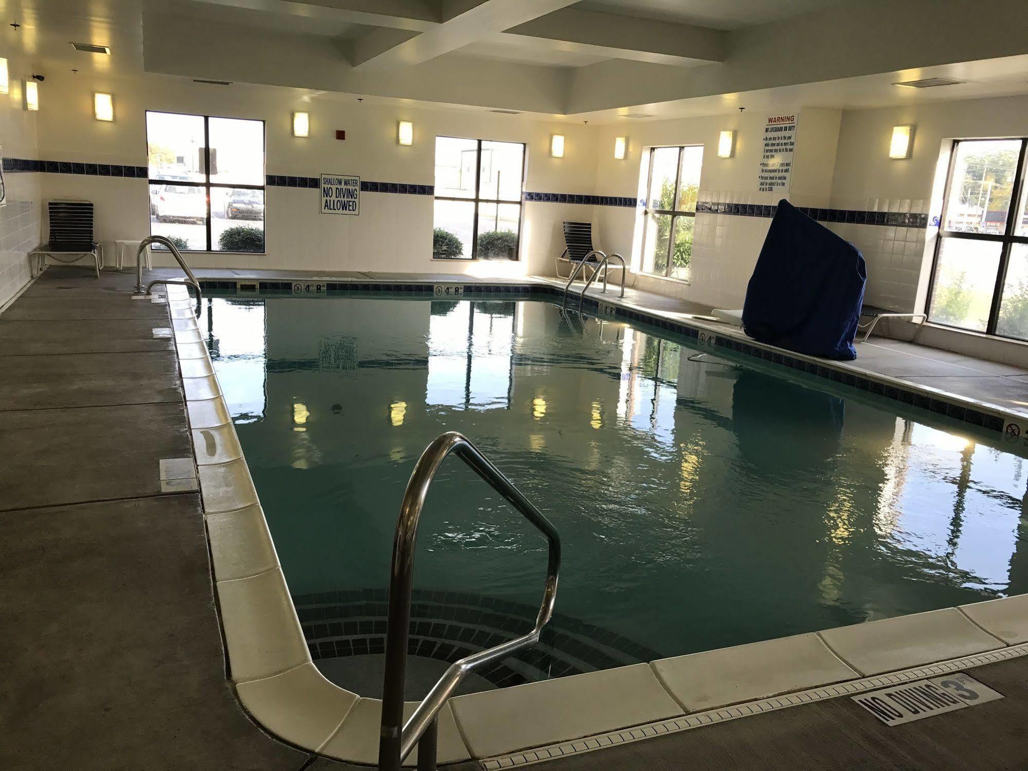 Comfort Inn Луисвил Екстериор снимка